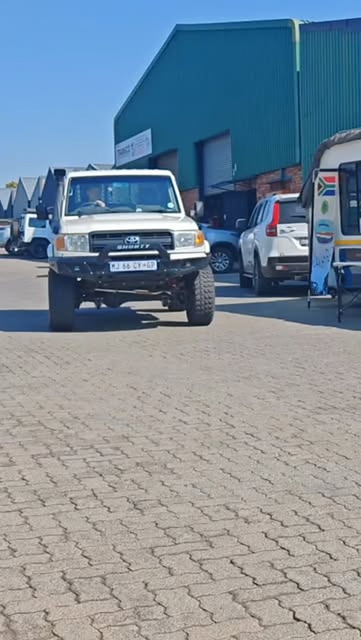 A Land Cruiser 79 arriving at the Gone Wild yard on open day
